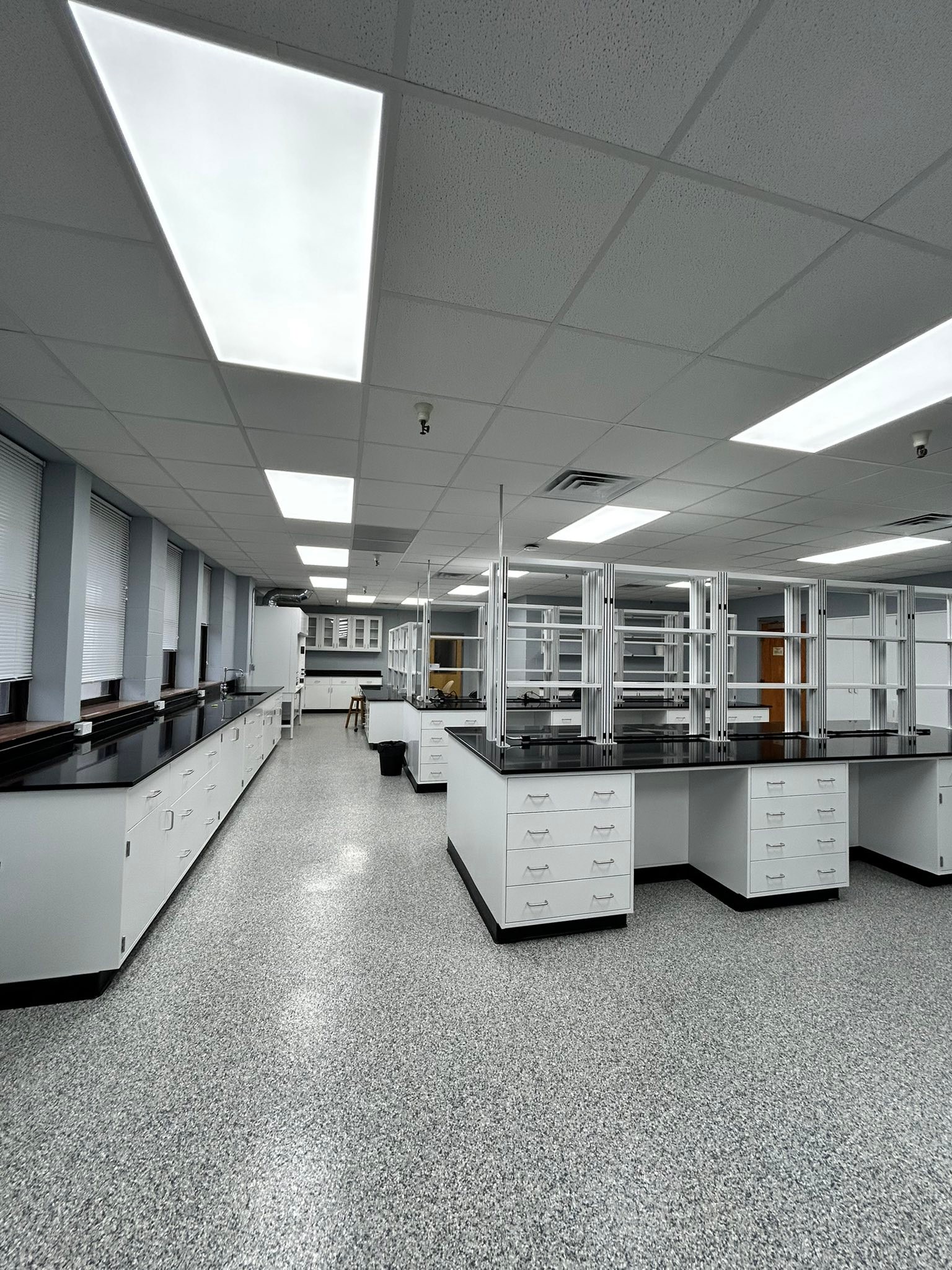 Hilltop Center for Biomedical Research ribbon cutting ceremony